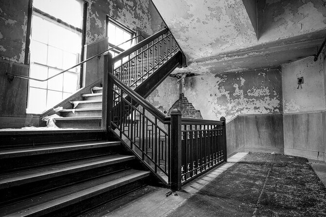 Ultimate Queen City is Haunted Tour - Is This Tour Right for You?