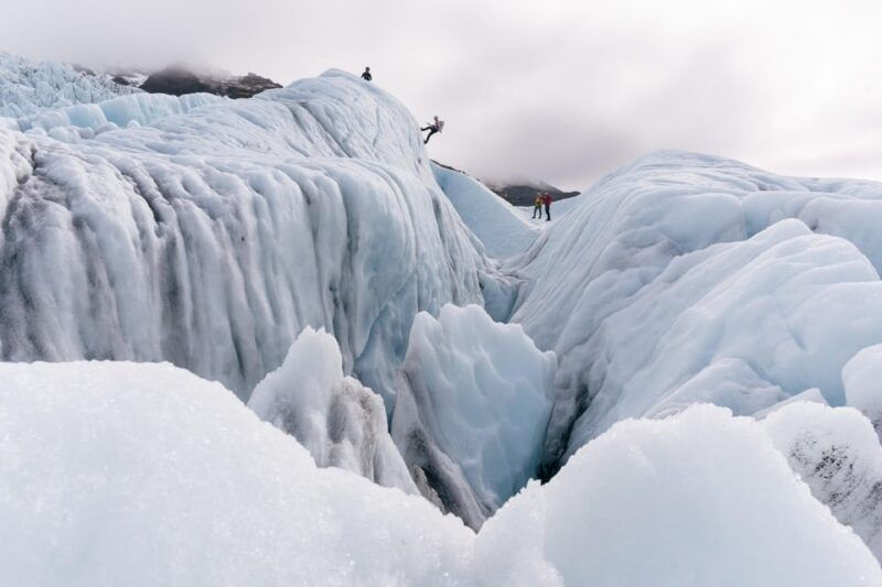 ultimate-skaftafell-glacier-hike-ice-climbing-adventure