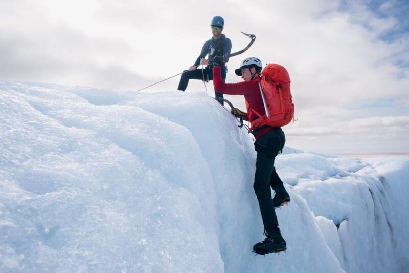 ultimate-skaftafell-glacier-hike-ice-climbing-adventure