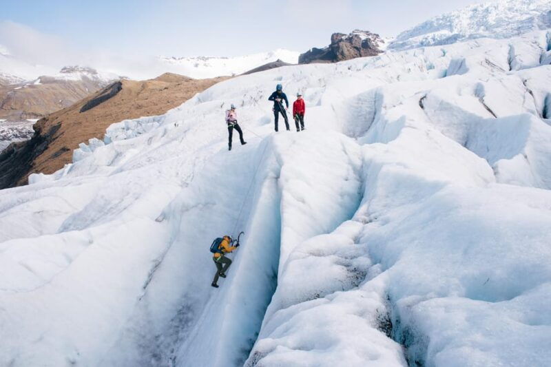 ultimate-skaftafell-glacier-hike-ice-climbing-adventure