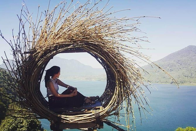 Ulun Danu tample and Tanah Lot sunset - Key Points