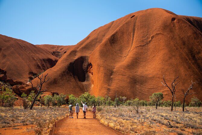 Uluru and Kata Tjuta Hop On Hop Off 2 Day Pass - FAQ  