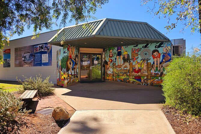 Uluru (Ayers Rock) Base and Sunset Half-Day Trip with Opt Outback BBQ Dinner - Authentic Experiences Highlighted by Reviewers