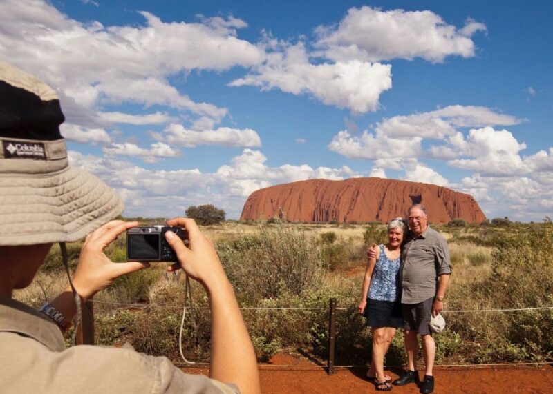Uluru: Small Group Guided Tour with Sunset Refreshments - FAQ