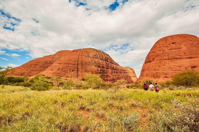 Uluru Sunrise (Ayers Rock) and Kata Tjuta Half Day Trip - Discover the Uluru Sunrise and Kata Tjuta Half Day Tour: An Authentic Look