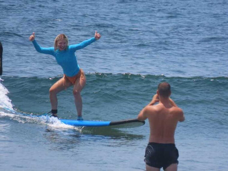 uluwatu-beginner-intermediate-surf-lesson-with-equipment