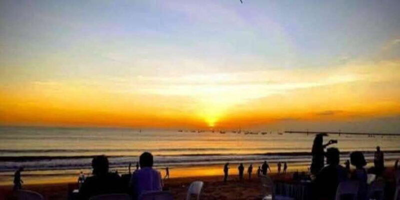 uluwatu-best-sunset-at-temple-jimbaran-seafood-dinner