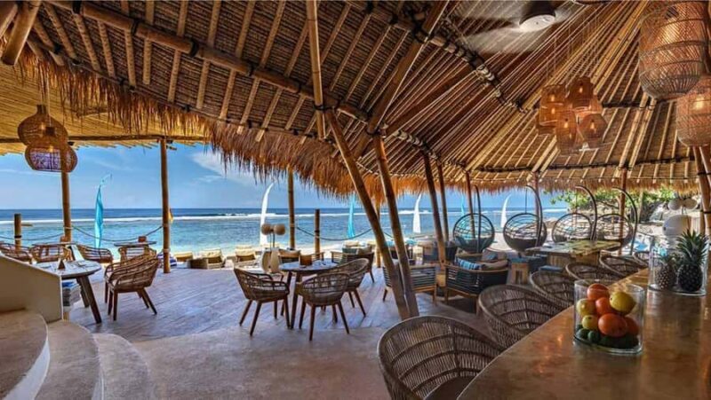 Uluwatu: Several Uluwatu tours include hotel transfers. - How the Tour Works in Practice