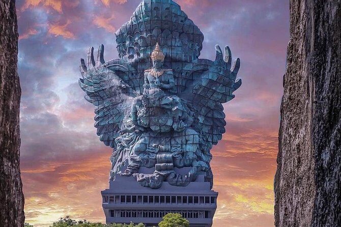 Uluwatu Sunset Tour And Kecak Dance - Key Points