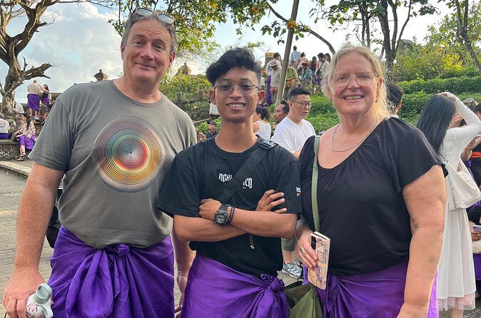 Uluwatu Temple Entrance & Kecak Dance Tickets - What to Bring & Tips