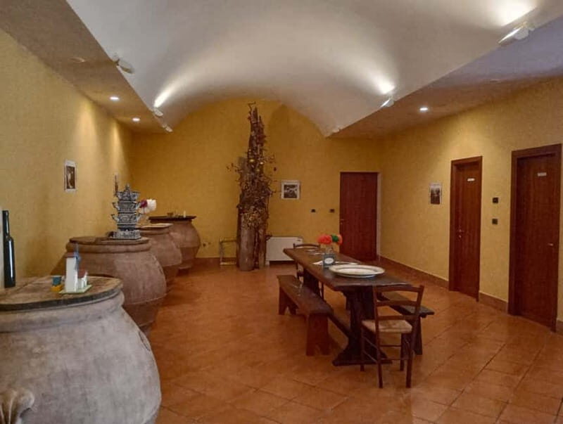 Umbria: guided tour to traditional oil mill + tasting - Who Would Love This Tour?
