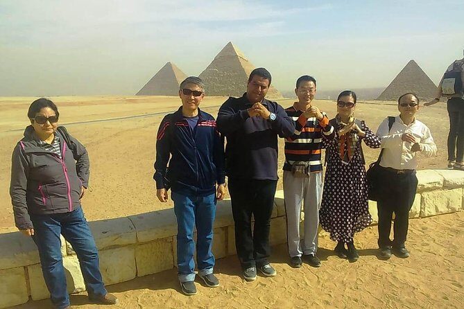 Unbeatable tour (Giza Pyramids,Sphinx,Sakkara,Memphis) - Key Points