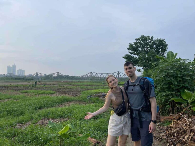 uncover-hanois-hidden-treasures-old-quarter-train-street
