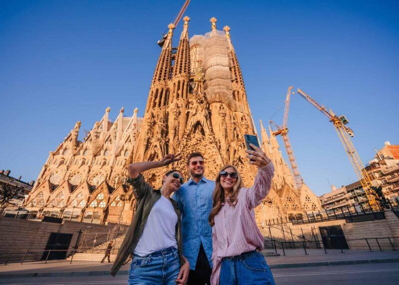 uncover-sagrada-familia-gaudis-designs-and-museum-exhibits
