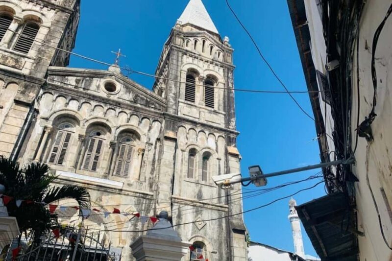 Uncover Zanzibars Secrets: Sonestown & Prison Island visit - Exploring Stone Town’s Heritage and Market Scene