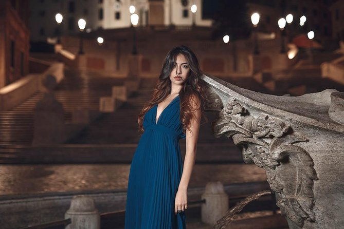 uncrowded-pictures-just-you-and-the-ethernal-city