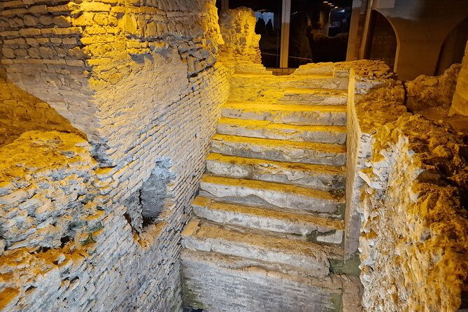 underground-of-trevi-fountain-spanish-steps-private-tour