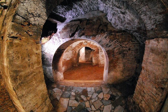 underground-rome-catacombs-small-group-tour