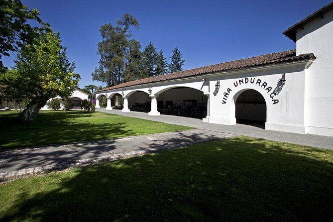 undurraga-wine-tasting-tour-from-santiago