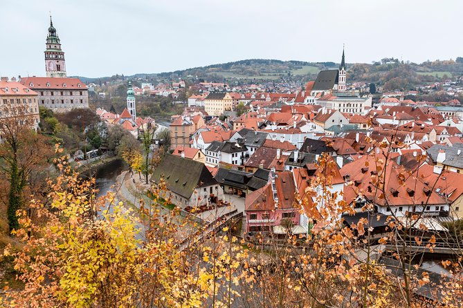 unesco-cesky-krumlov-from-prague-with-guided-tour-and-transfer