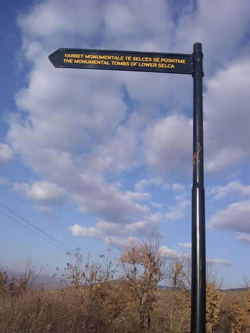 UNESCO Heritage Tour: Ancient Lin & Royal Tombs of Selca - Exploring the Lin Palafitte Sites  