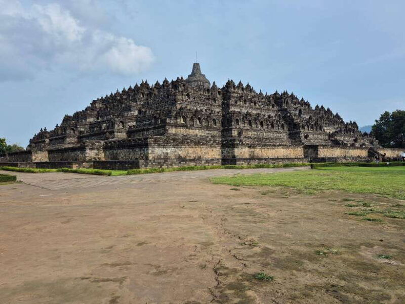 unesco-tour-borobudur-top-access-ticket-help-prambanan