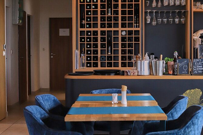 unesco-world-heritage-wine-day-tour-in-tokaj-hungary-with-food