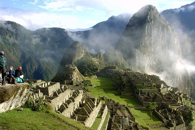 unforgettable-1-day-machu-picchu-tour-by-vistadome-train