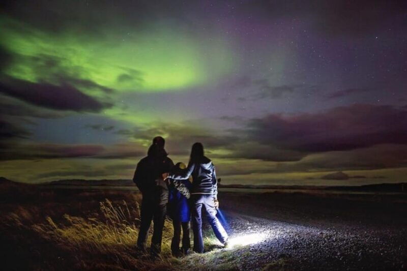 unforgettable-and-fabulous-northern-lights-in-reykjavik