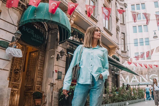 Unforgettable Moments in Istanbul: Photo Shoot for Couples - The Booking and Cancellation Policies