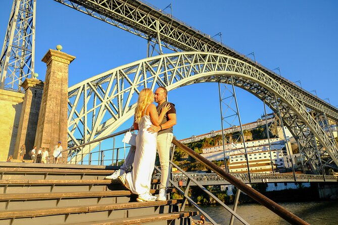 unforgettable-photo-tour-in-porto-couple-or-individual