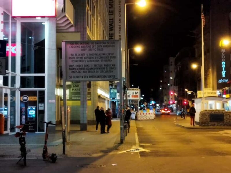 Unic Berlin (Multi) Rickshaw Private by Night Taylor Made - Exploring Berlin by Night: What to Expect from the Tour