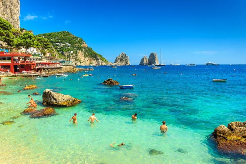 unique-beauty-and-heritage-capri-walking-tour-2