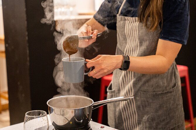 unique-belgian-chocolate-making-workshop-in-bruges-2