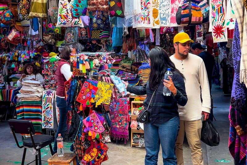 unique-flavors-of-mexico-city-exotic-food-markets-tour