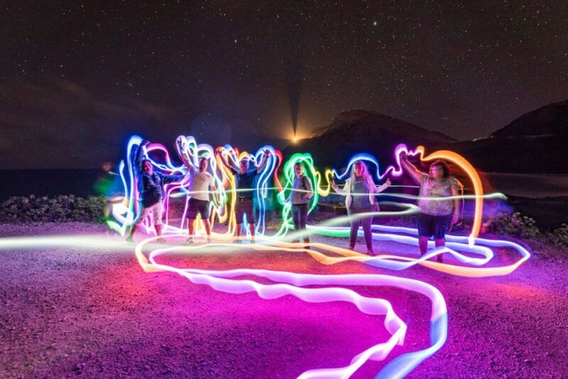 unique-honolulu-sunset-and-light-painting-tour