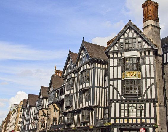 unique-london-walk-secrets-of-mayfair-private-tour