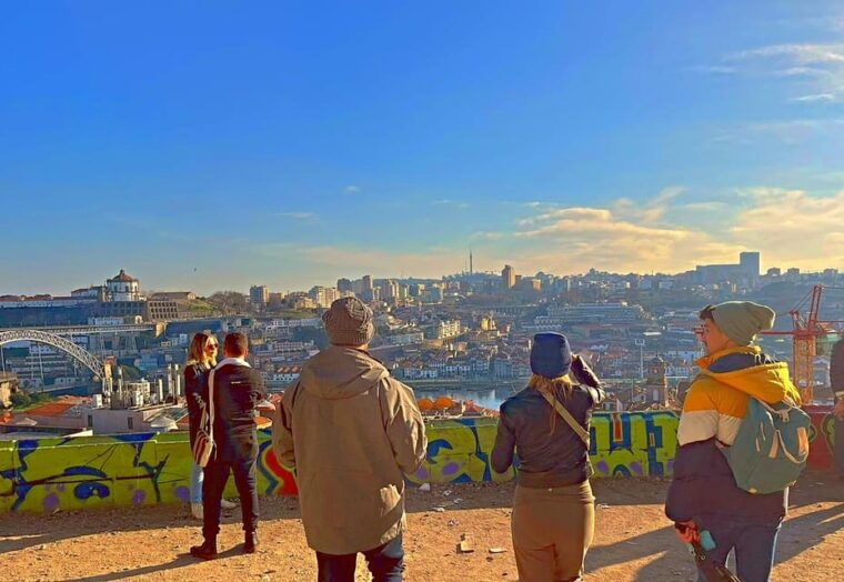 unique-porto-private-walking-tour-porto-wine-glass
