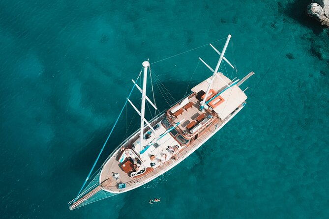 unique-sailing-experience-to-aegina-metopi-and-skala-2