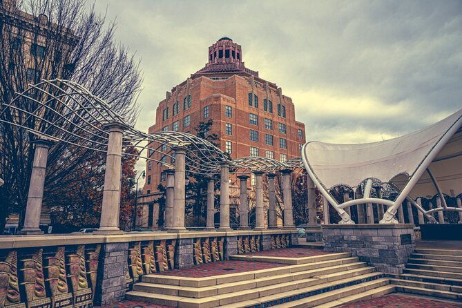 unique-sites-of-asheville-walking-tour-for-couples