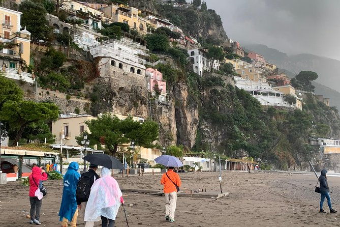 unique-tour-discovering-amalfi-on-a-minivan-with-driver