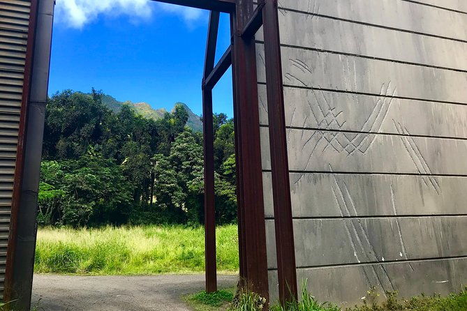 uniquely-personalized-private-island-tour-on-oahu-hawaii