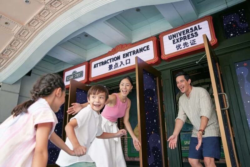 Universal Studios Singapore Tickets + Round-trip Transfers - Introducing Our Review of Universal Studios Singapore Tickets + Round-trip Transfers