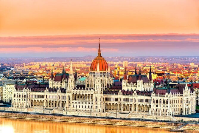 unlimited-booze-cruise-downtown-budapest