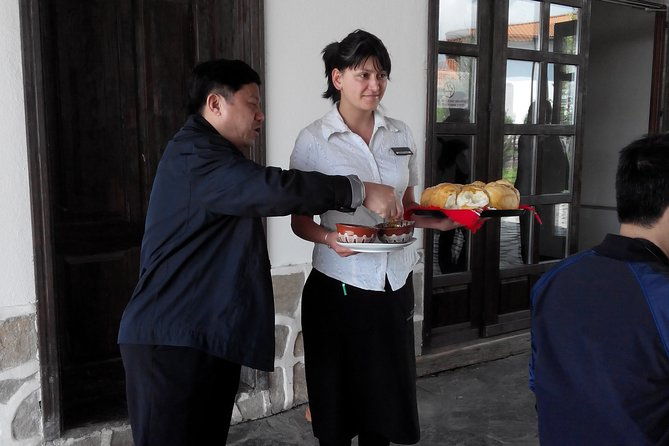 unlock-six-starosel-treasures-a-delicious-tasting-experience