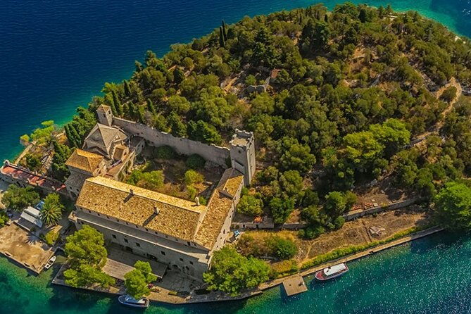 unlocking-mljet-islands-secrets-private-boat-experience-2