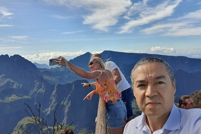 Unmissable and Unforgettable Visits to Reunion Island - Discovering Réunion: A Guided Journey into Its Natural and Cultural Wonders