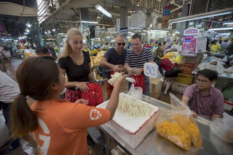 unseen-bangkok-electrifying-e-scooter-guided-tour