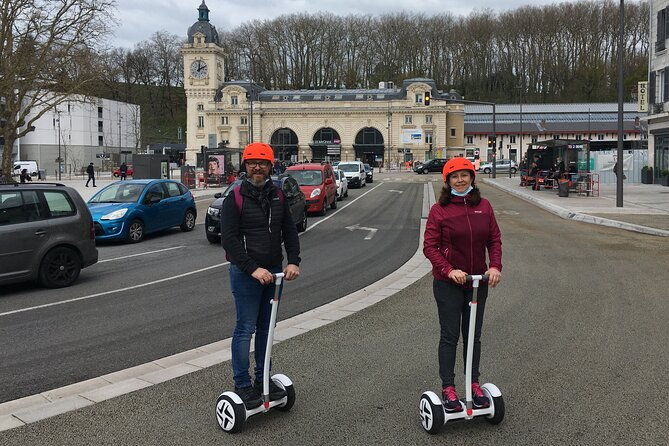 unusual-and-ecological-ride-on-a-segway-and-electric-bike-in-bayonne