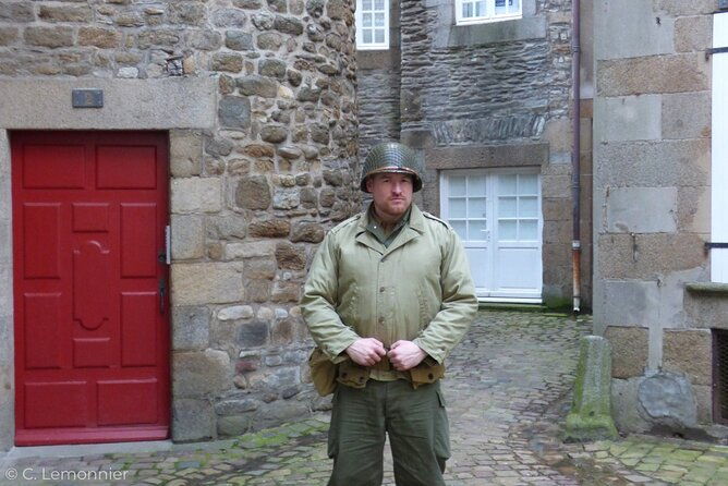 unusual-guided-tour-of-saint-malo-in-immersion-in-1944